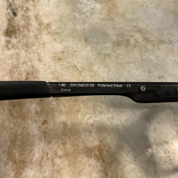 Oakley BUCKET glasses frame, mod 1060-1053, with branded case - Picture 5 of 9